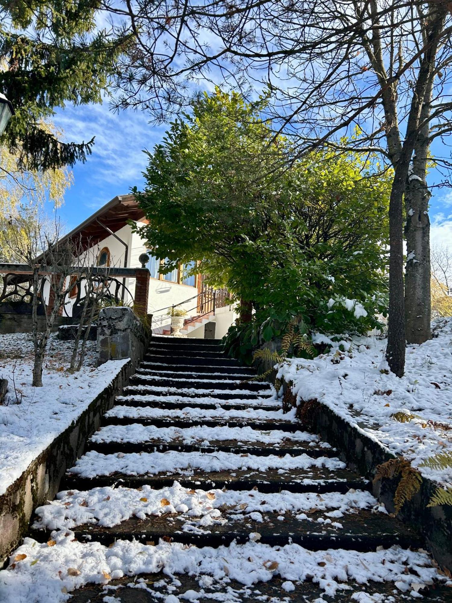 La Villa Del Barone Predaia Екстериор снимка